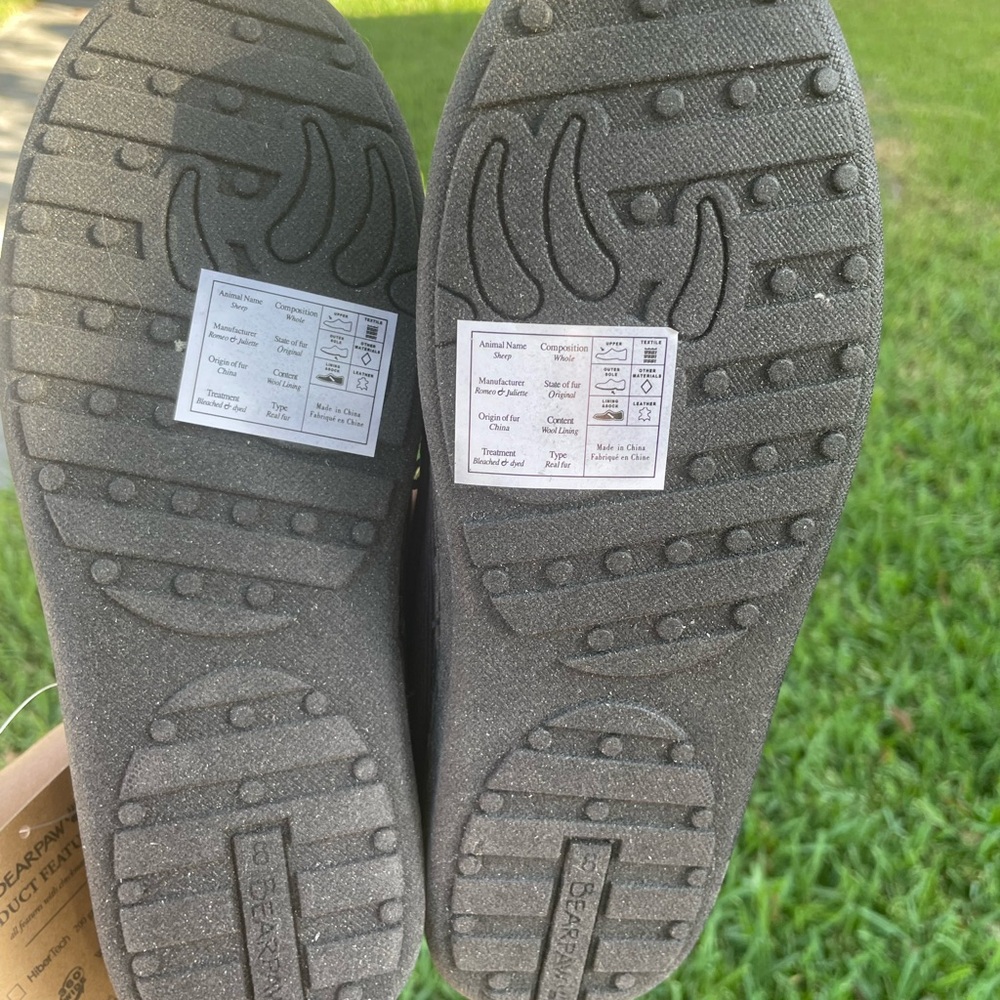 BearPaw slip on shoes - Picture 5 of 6